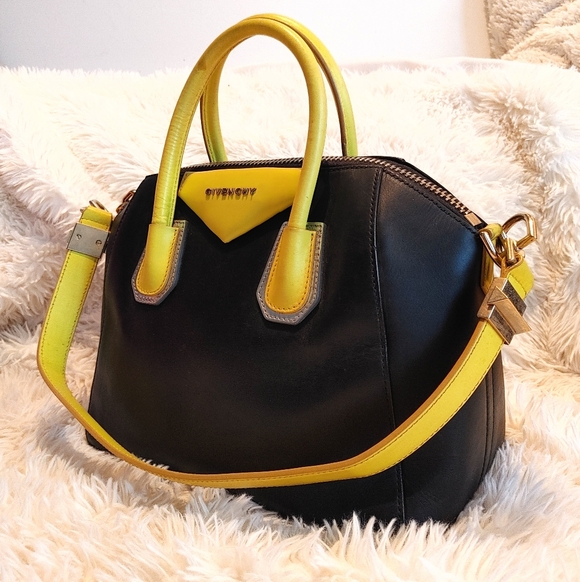 Givenchy Tricolor Calfskin Leather Small Antigona Bag - Picture 13 of 16